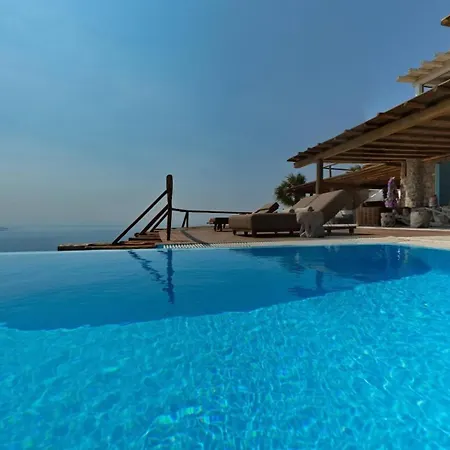 فيلة M11 - Seaview - Luxury With Pools & Views