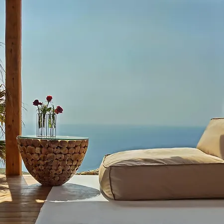 M11 - Seaview - Luxury With Pools & Views فيلة *