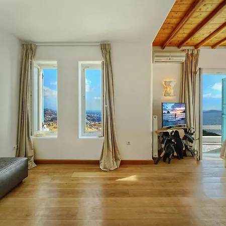 فيلة M11 - Seaview - Luxury With Pools & Views