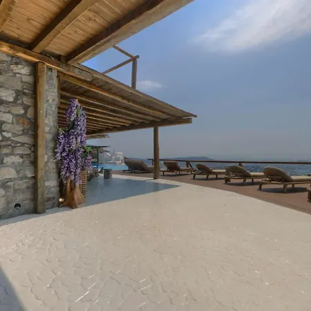 M11 - Seaview - Luxury With Pools & Views Vila *