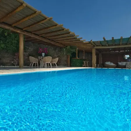 M11 - Seaview - Luxury With Pools & Views Vila *